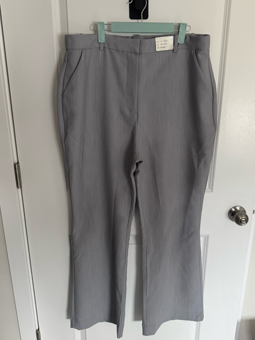 Abercrombie & Fitch Ultra High Rise Slim Glare Dress Pants Gray. Size 33 16R NWT